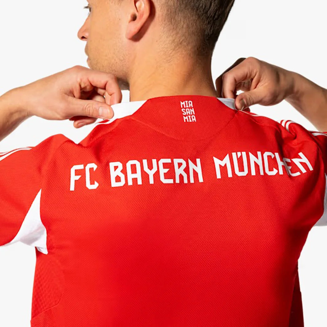 Camisa Bayern Munich Jogador 2025/26 Home