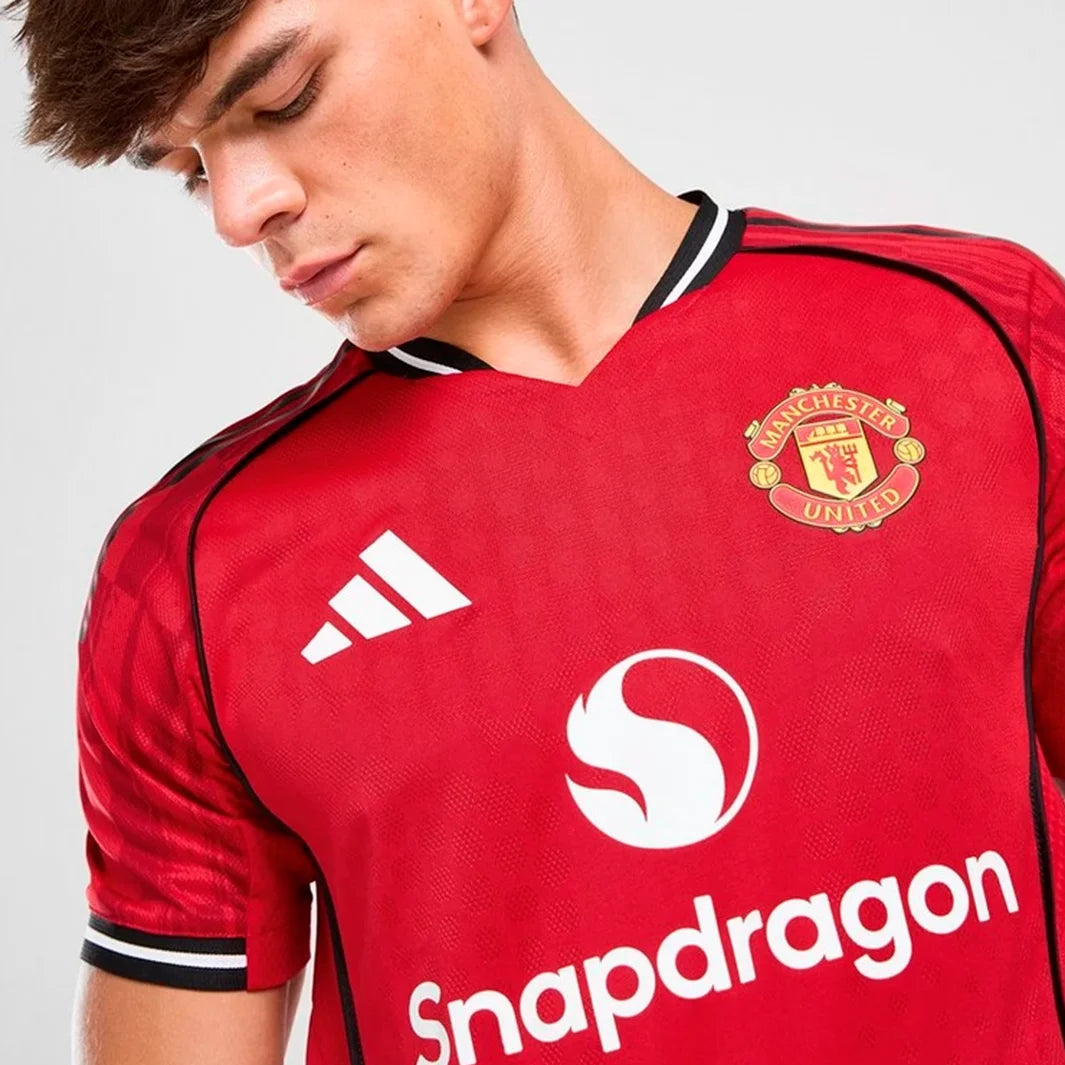 Camisa Manchester United Jogador 2025/26 Home