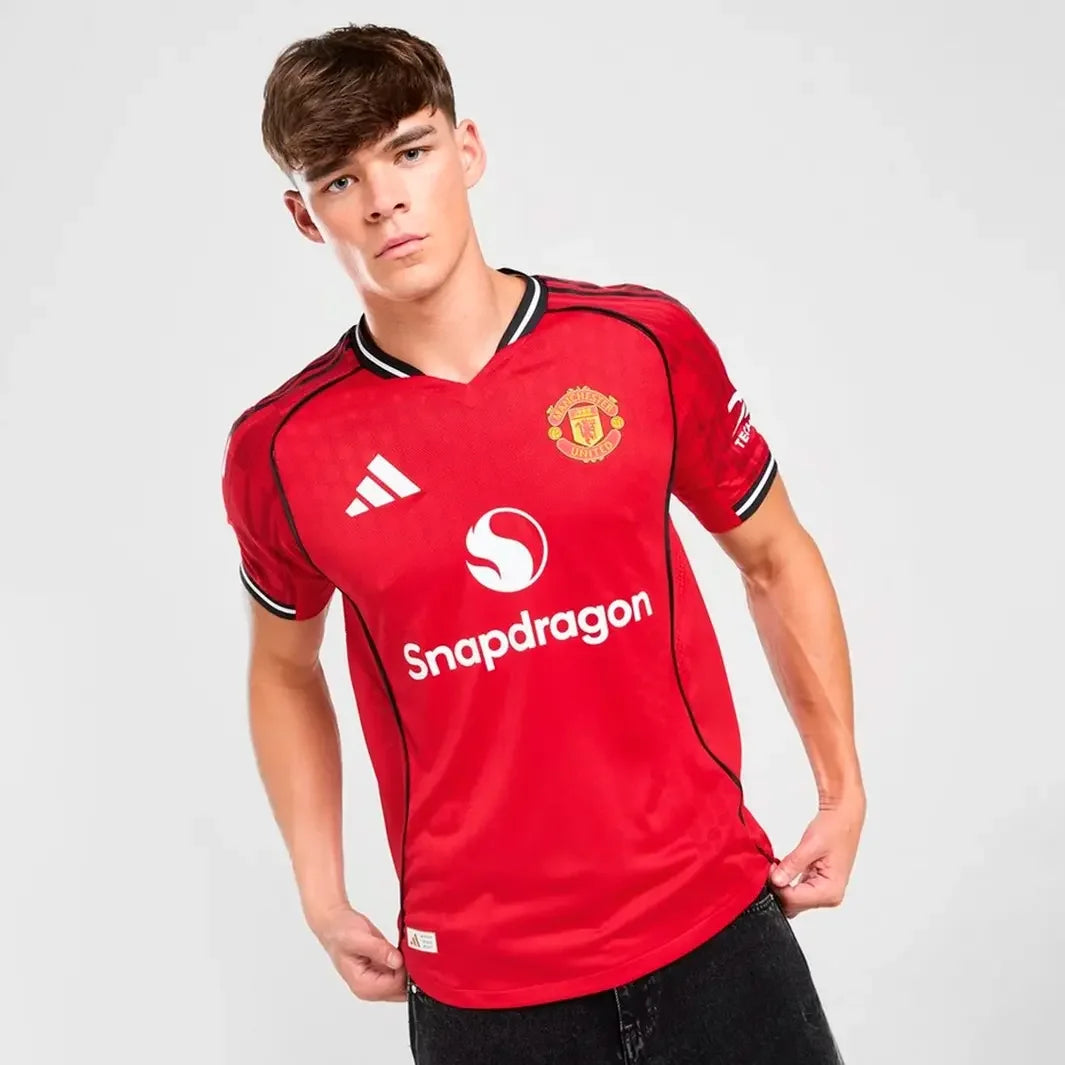 Camisa Manchester United Jogador 2025/26 Home