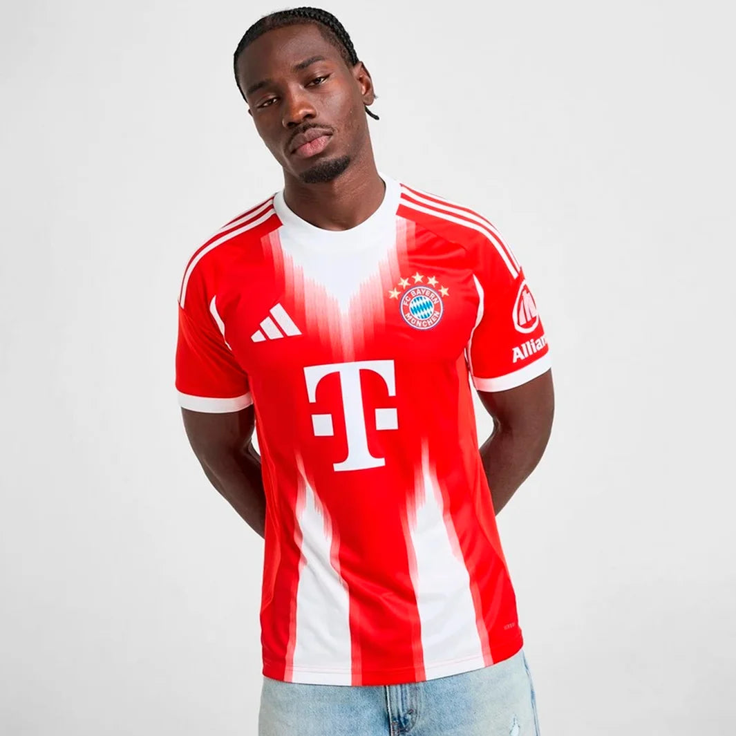 Camisa Bayern Munich 2025/26 Home – Versão Torcedor